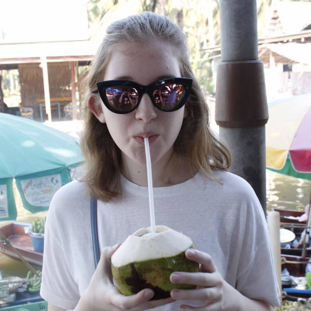 Meet your Posher, Molly